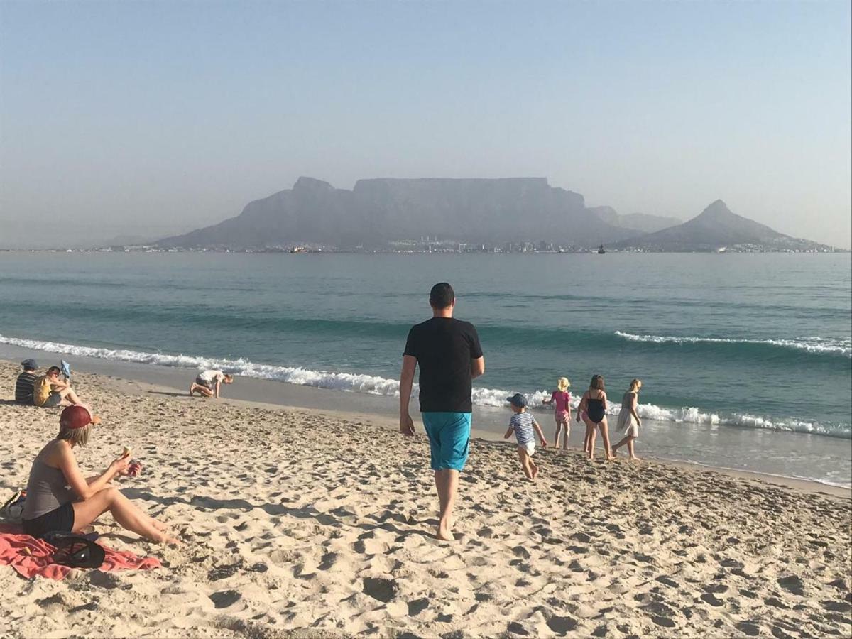 Small Bay Beach Suites Kaapstad Buitenkant foto